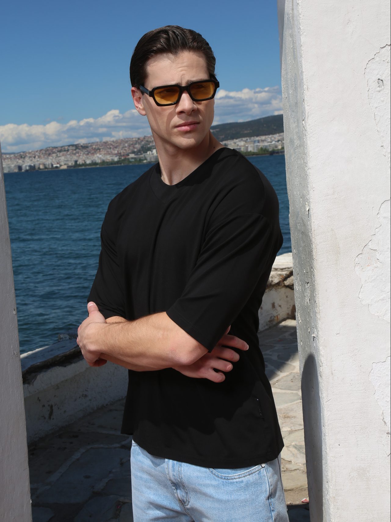 207026 ΜΑΥΡΟ (3) Oversize T-shirt Με V Λαιμό Oscar 207026 Μαύρο - Image 1