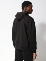 Hoodie Ανδρική Μπλούζα Με Κουκούλα & Τσέπες 34-902 Μαύρο - Image 4